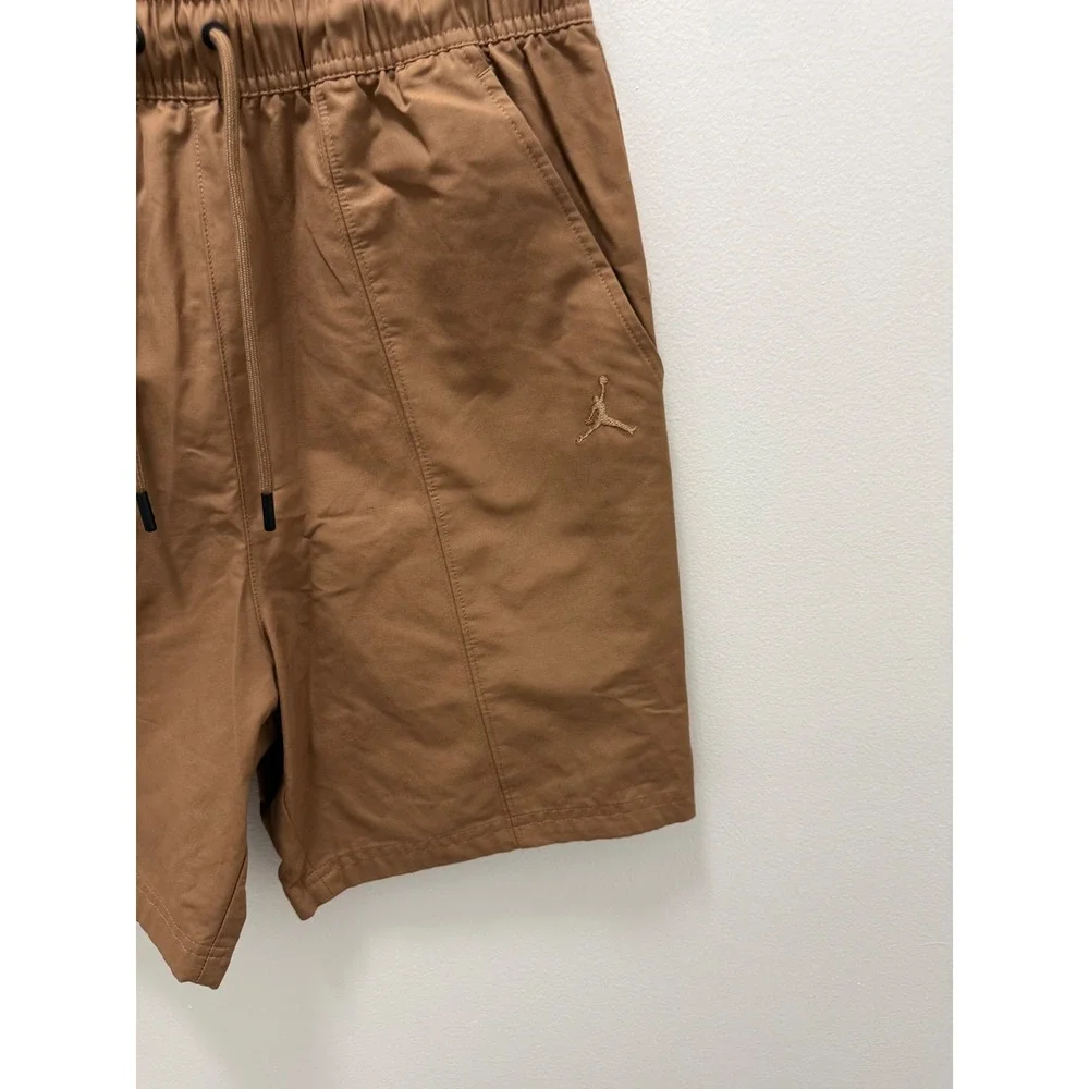 Jordan Essentials Mens Woven Shorts Brown Jumpman Small new